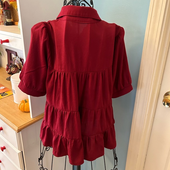 Super Cute Christmas Blouse - Picture 5 of 13